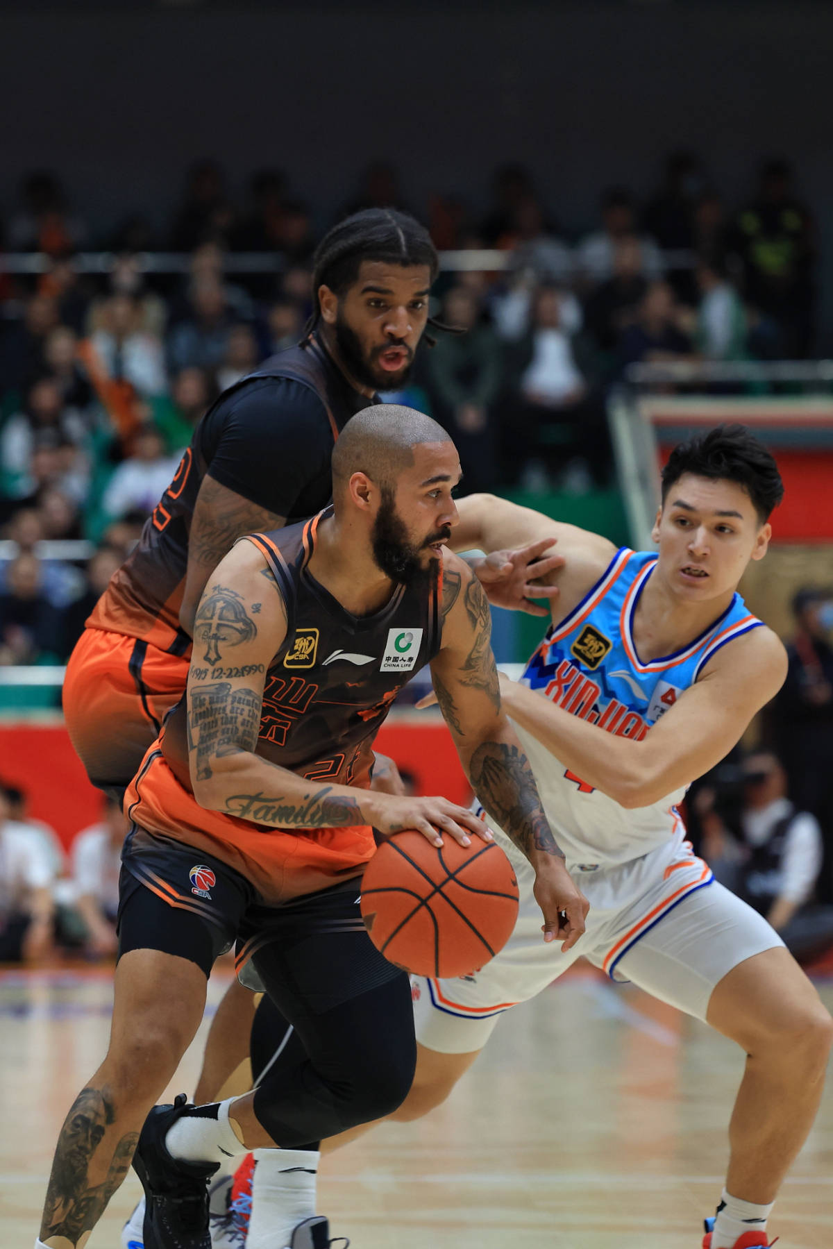 九游体育-赛地聚焦:CBA常规赛转会期热度飙升;塞维利亚造点机会;话题不断;球队文化再被提及的简单介绍-九游体育